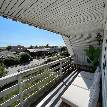 Apartmán Fully Furnished With Shared Kitchen And Bathroom5 *